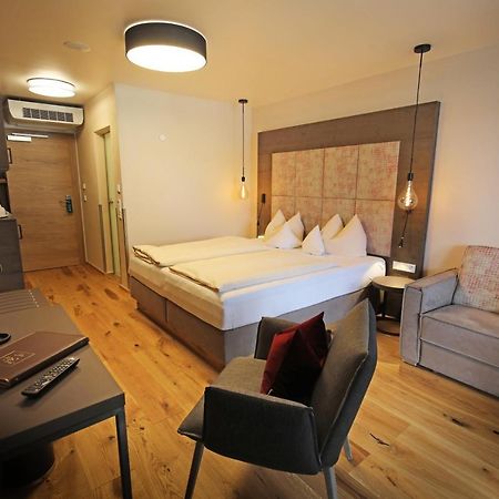 Vilstaler Hof Landgasthof & Hotel Rottersdorf Ngoại thất bức ảnh